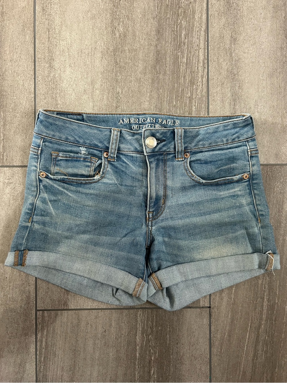 American Eagle Super Super Stretch MIDI Jean Shorts- Size 6